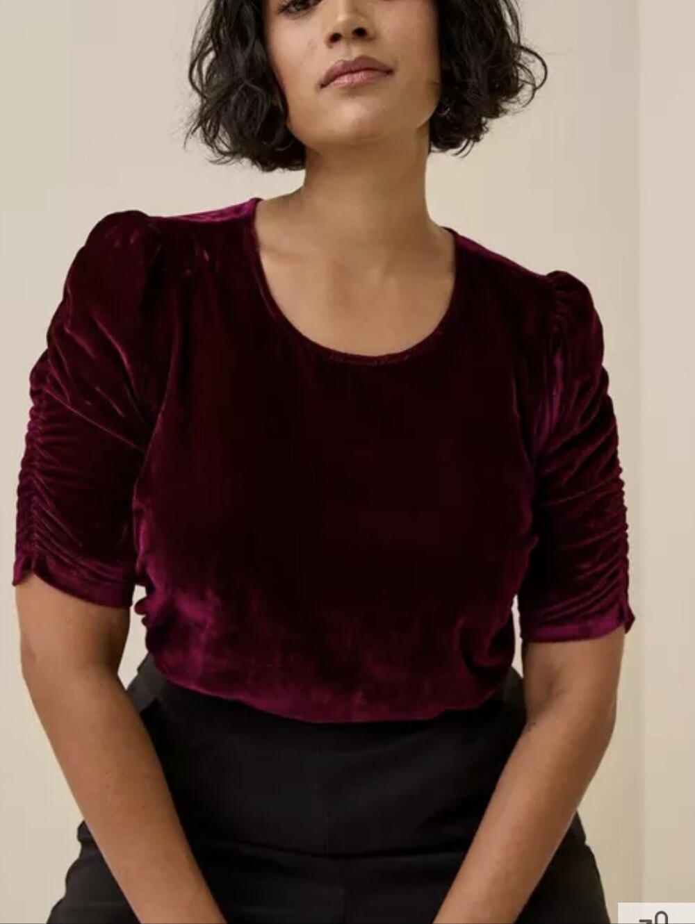 Torrid Velvet Ruched Sleeve Top. Color:Wine. Size 3X